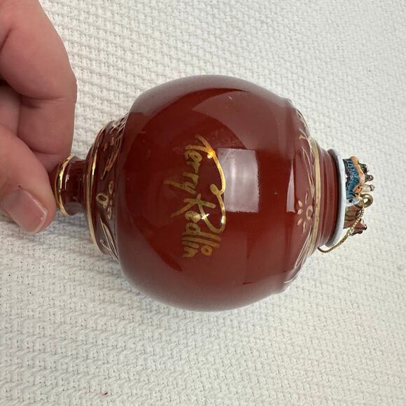 Vintage 1999 Terry Redlin Signed Porcelain Christmas Ornament winter wonderland - Picture 2 of 3